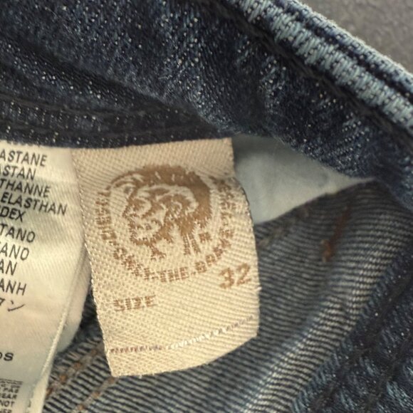 Diesel Larkee Relaxed Jeans Mens‎ 32x27.5 Blue Button Fly Medium Wash Y2K - Picture 11 of 16